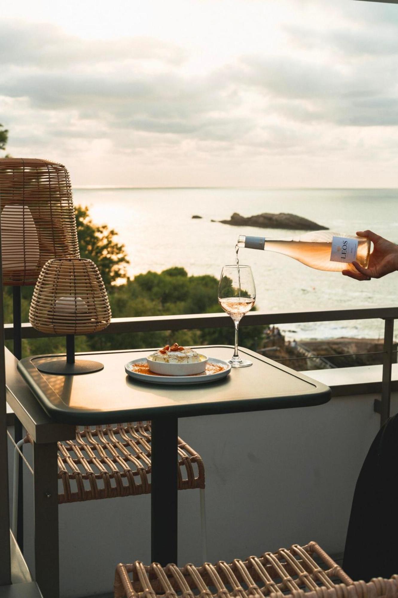 Hotel De La Plage Биариц Екстериор снимка